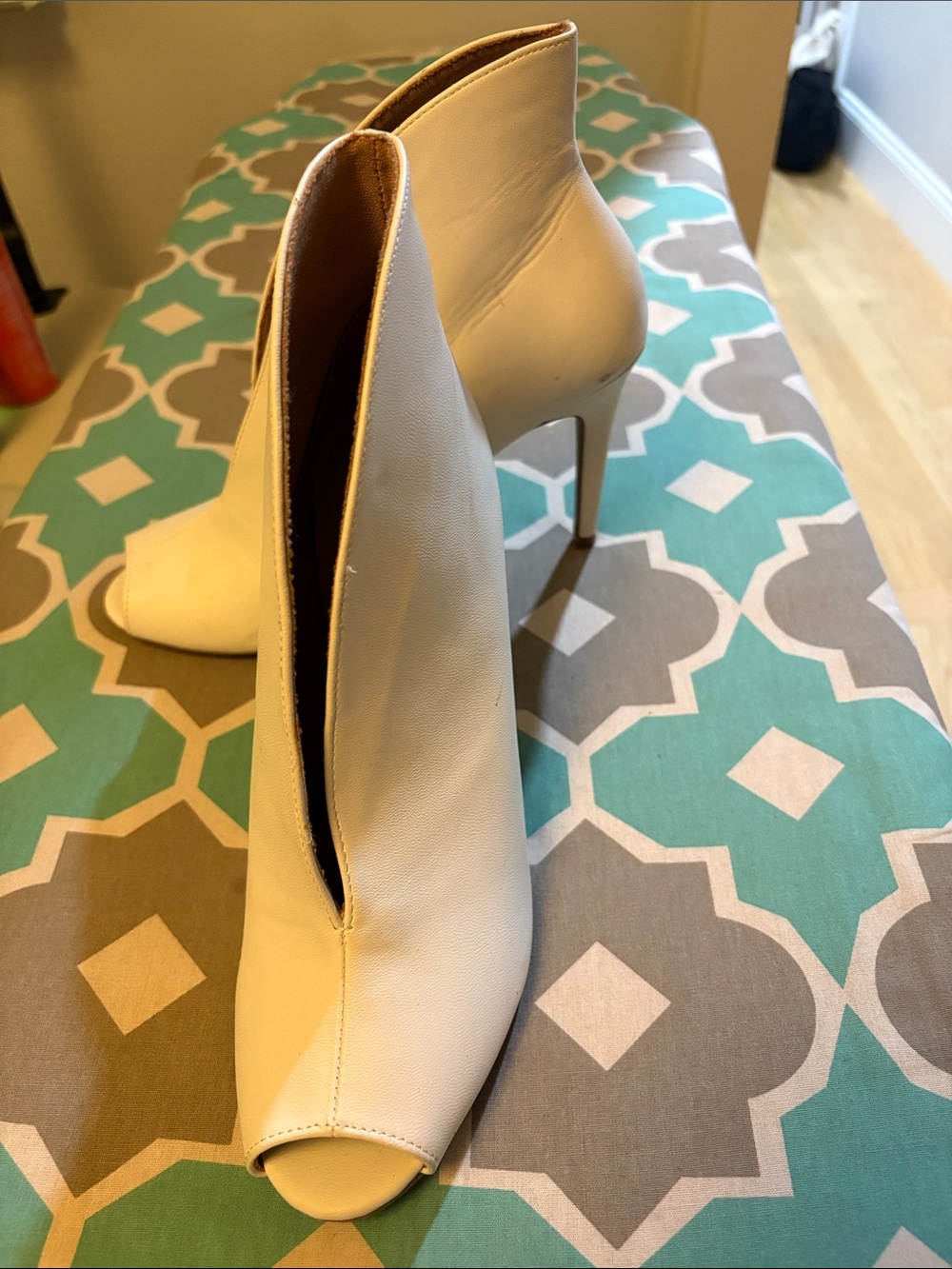 Christian Siriano White Peep-Toe Stiletto Ankle Booties